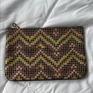 Shiraleah Multicolor Zigzag Clutch